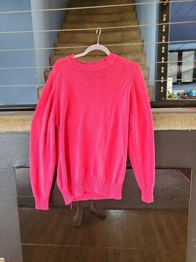 Classic Crewneck Sweater in Bright Pink